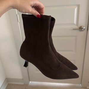 NEW Abound Erinn Brown Faux Suede Pointed Toe Kitten heel Ankle Boots